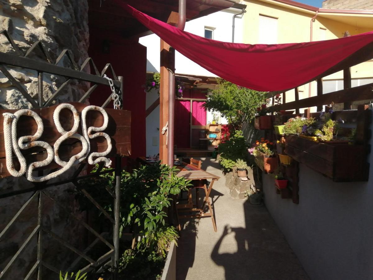 B&B Daddanca Ales Εξωτερικό φωτογραφία