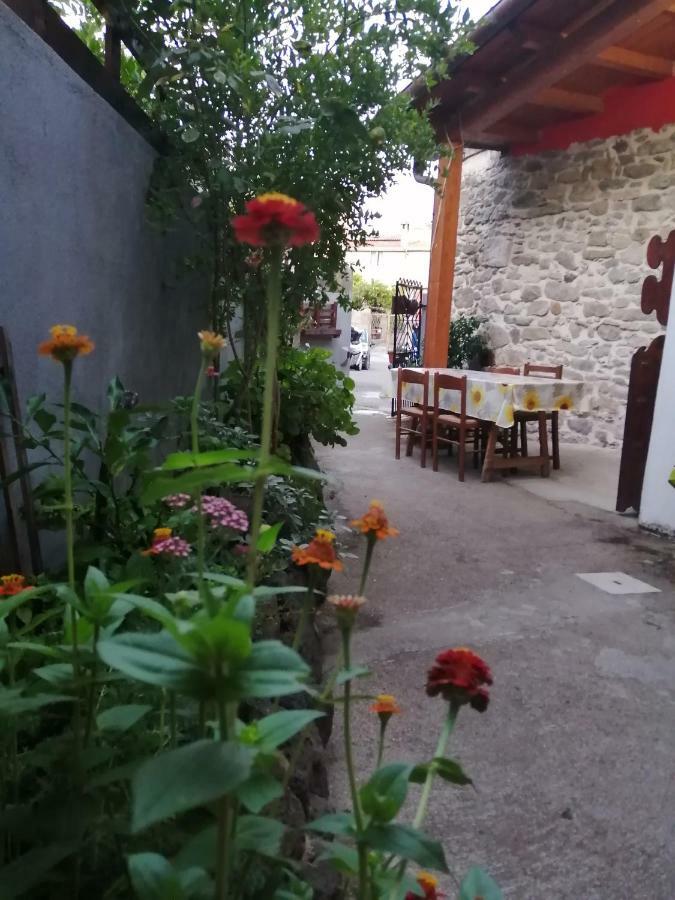 B&B Daddanca Ales Εξωτερικό φωτογραφία